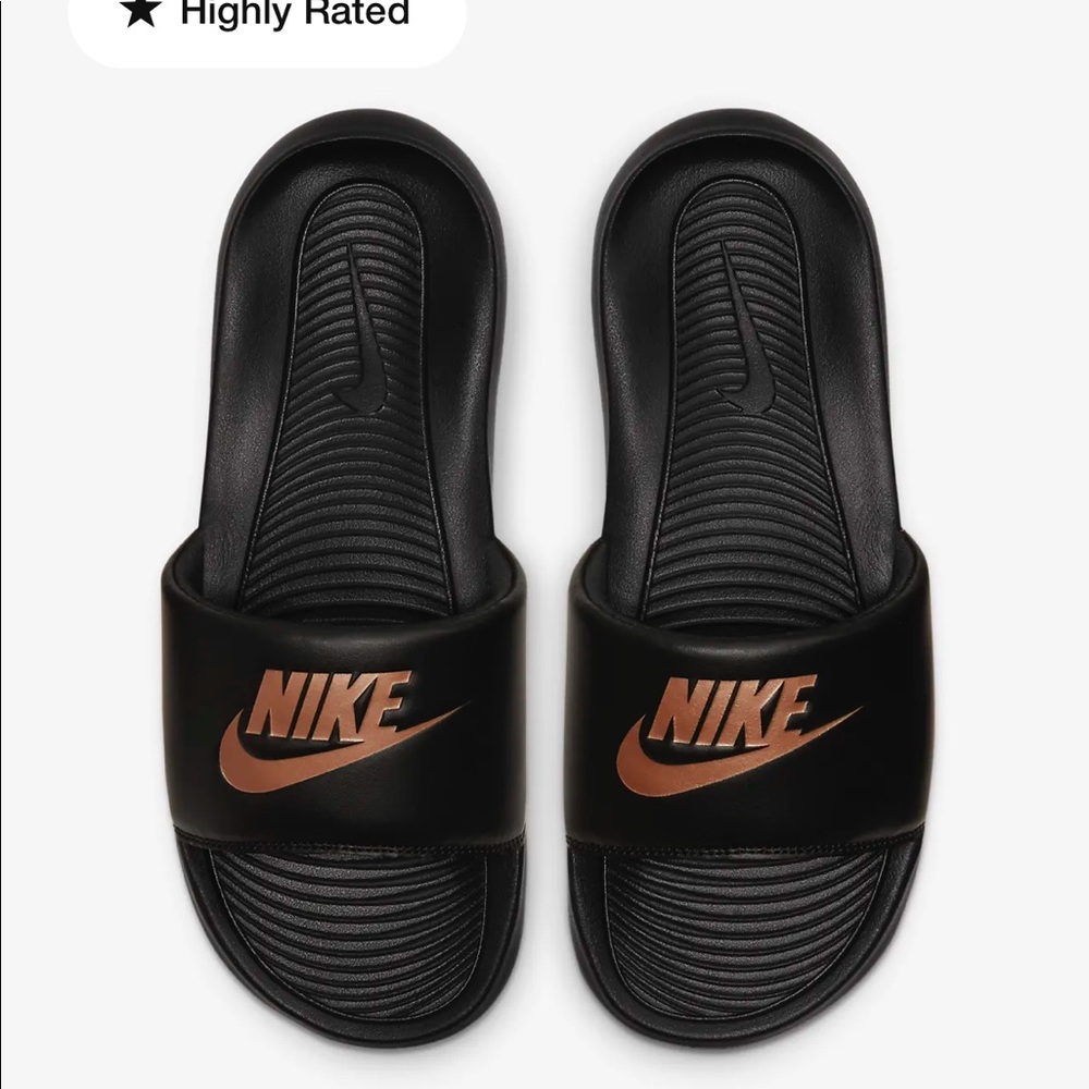 Nike Victory One slides in Blanc and copper red